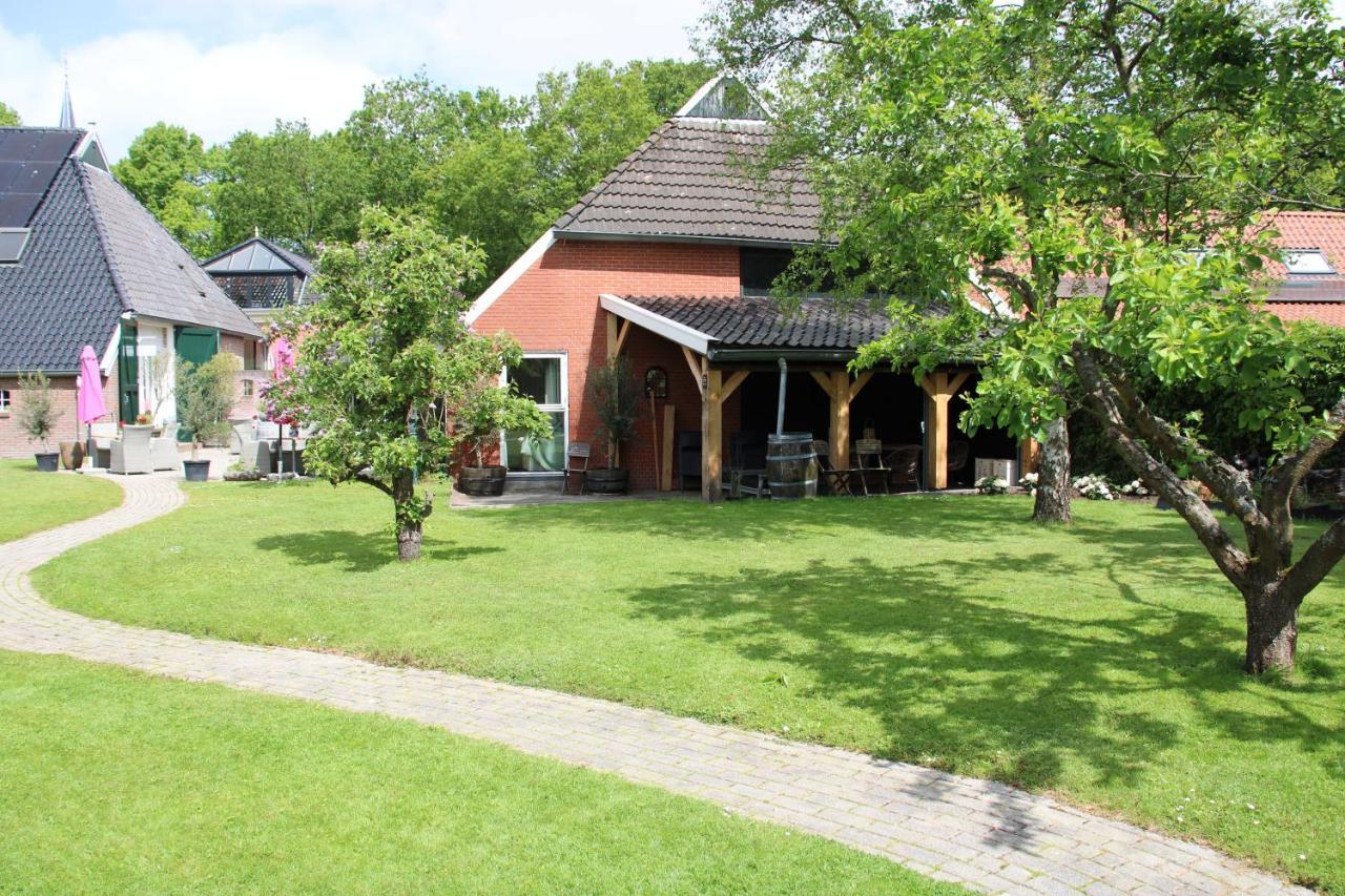 Hotel B&B Hoeve de Vredenhof Zuidlaren Exterior foto